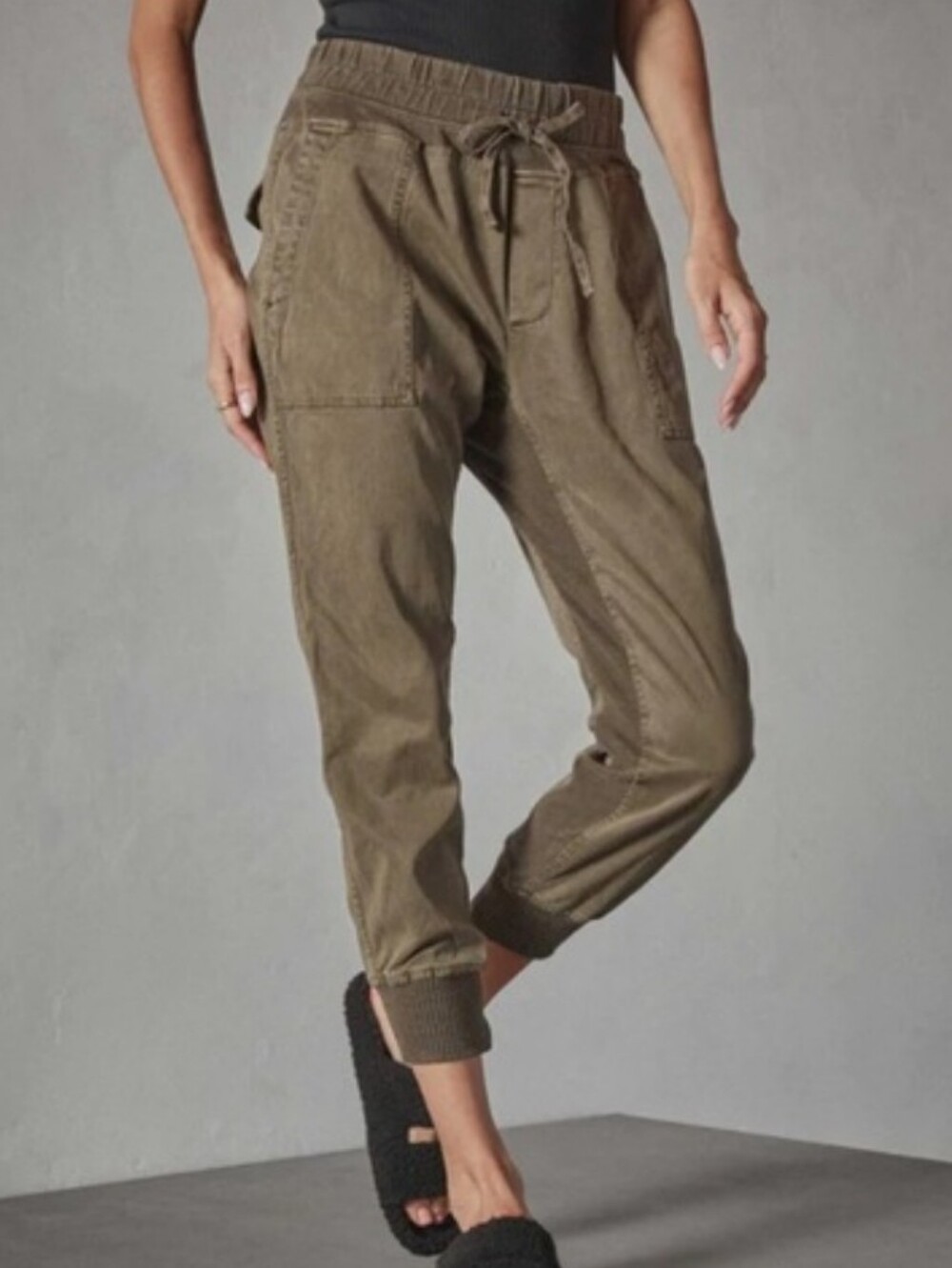 James Perse Army Green Cargo Drawstring Pants